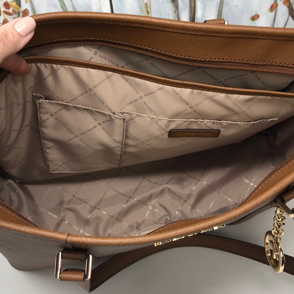 Nwt Michael kors Sady laptop bag luggage - Picture 7 of 7